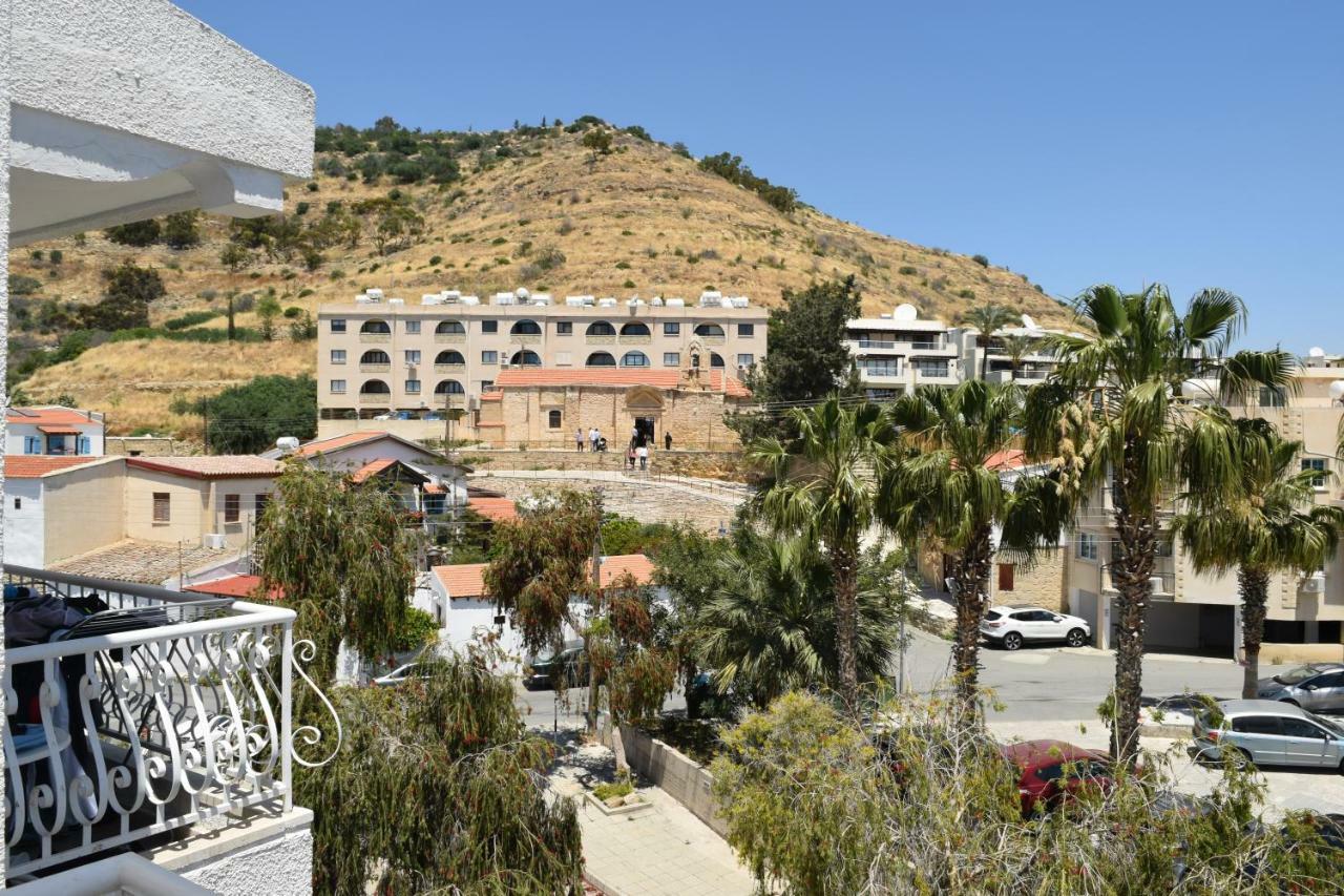 Hotel apartamentowy Antonis G. Oroklini